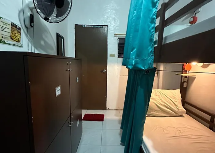 Hostel Budget Malapascua