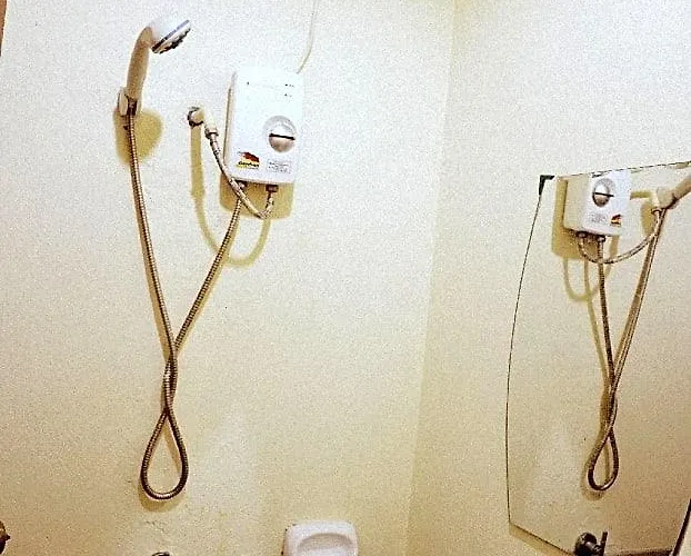 Budget * Malapascua ö
